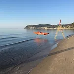 Ligure 4*