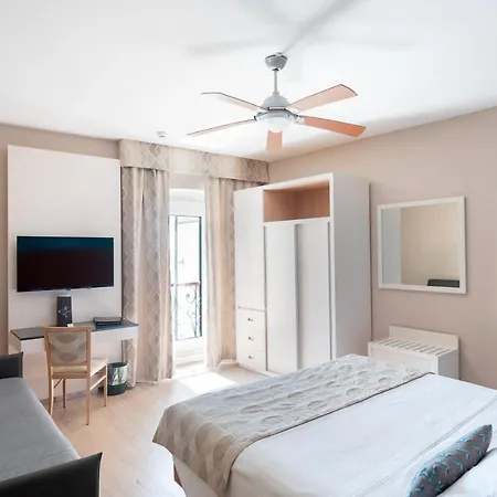 Готель Ligure 4*