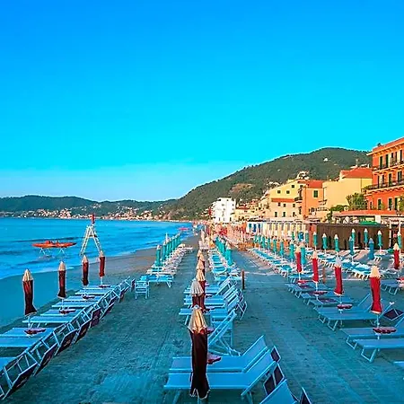 Otel Ligure
