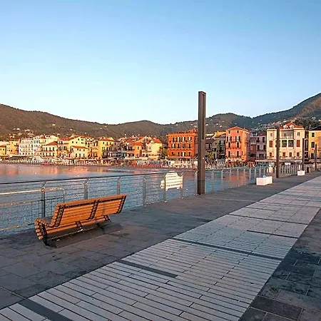 Ligure Otel