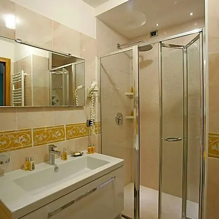Ligure 4*