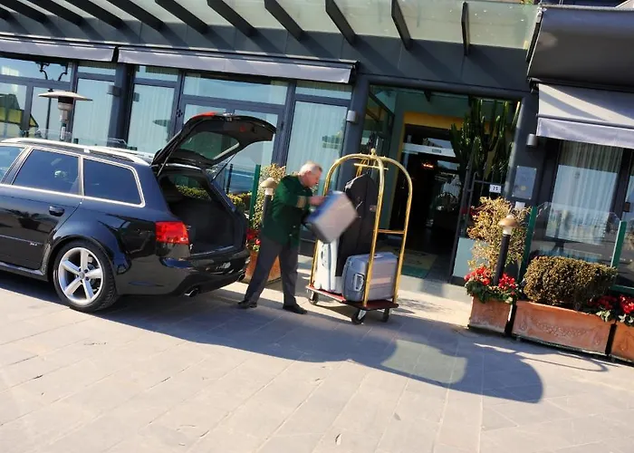 Ξενοδοχείο Ligure 4*